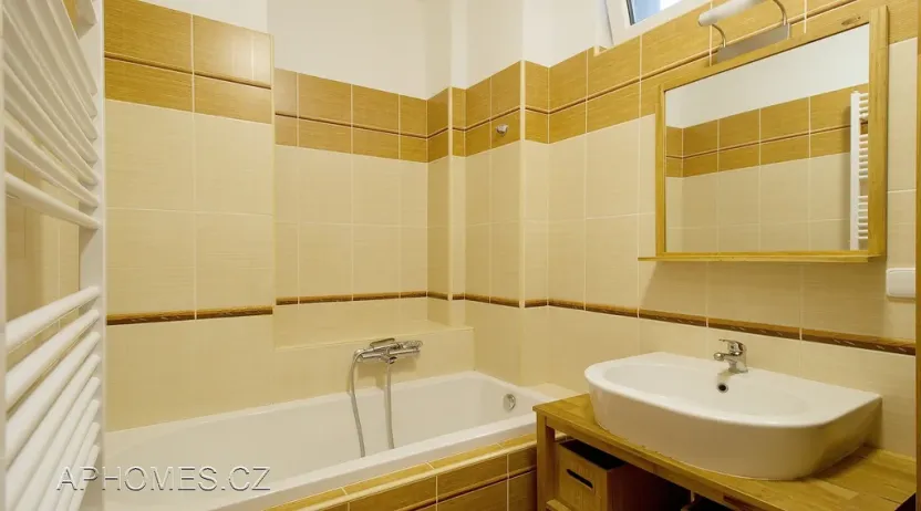 Pronájem bytu 3+kk, Praha - Vinohrady, Sobotecká, 65 m2