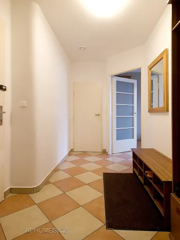 Pronájem bytu 3+kk, Praha - Vinohrady, Sobotecká, 65 m2