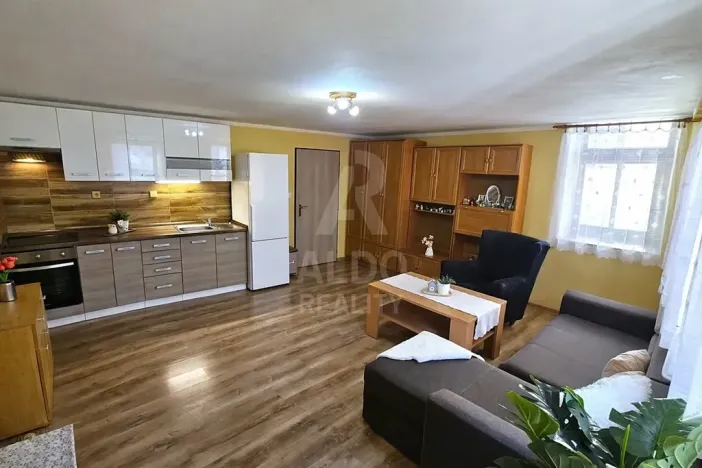 Prodej rodinného domu, Kamenice nad Lipou, Dobšova, 87 m2