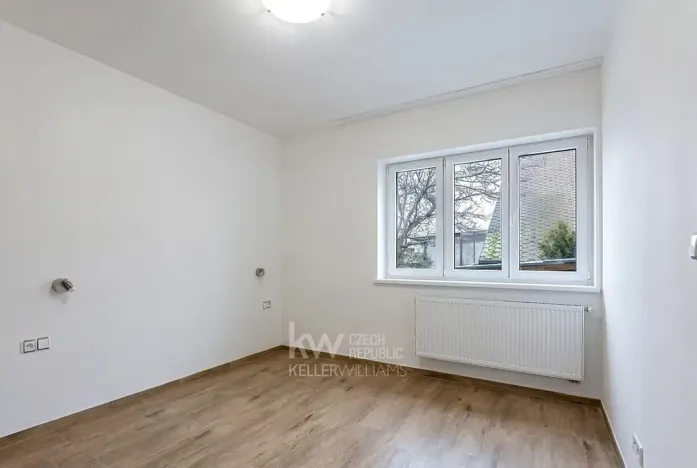 Pronájem bytu 2+kk, Praha - Chodov, Zakouřilova, 36 m2