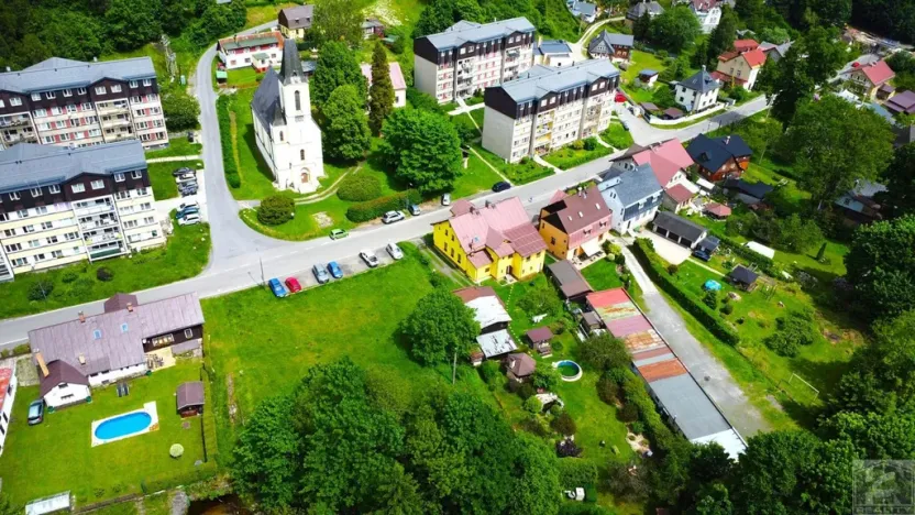 Prodej pozemku, Desná - Desná I, Údolní, 1668 m2