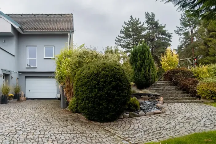 Prodej rodinného domu, Domašov u Šternberka, 400 m2