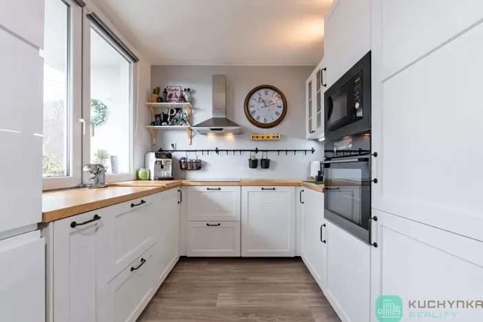 Prodej bytu 2+1, Osek, Hrdlovská, 52 m2