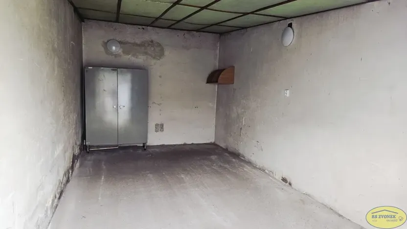 Pronájem garáže, Kroměříž, Moravská, 20 m2