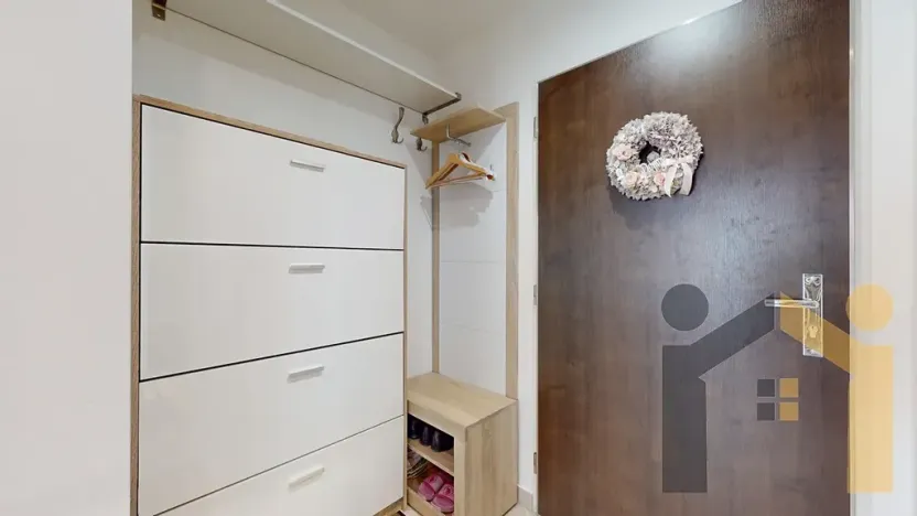 Prodej bytu 2+kk, Praha - Letňany, Hlučkova, 63 m2