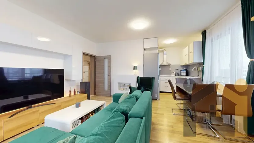 Prodej bytu 2+kk, Praha - Letňany, Hlučkova, 63 m2