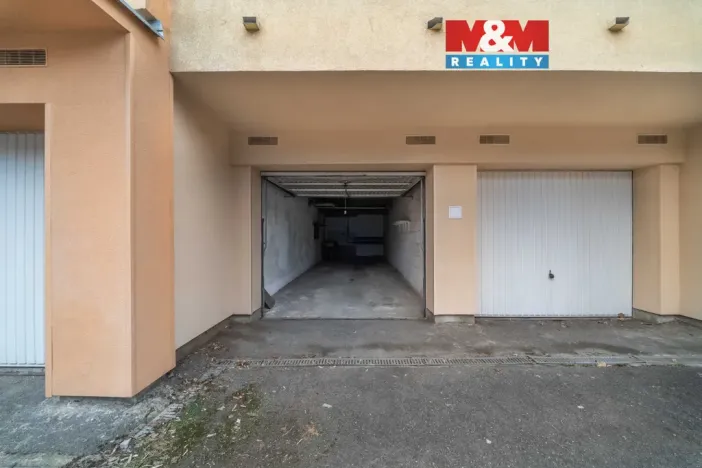 Prodej garáže, Praha - Malešice, Niederleho, 28 m2