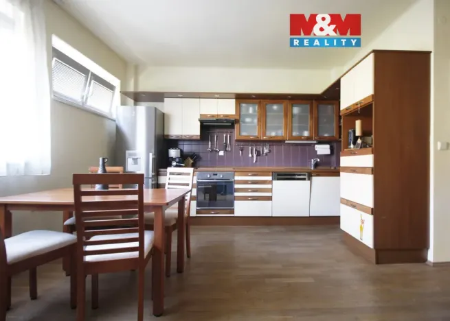 Pronájem bytu 2+kk, Praha - Libeň, U školičky, 42 m2