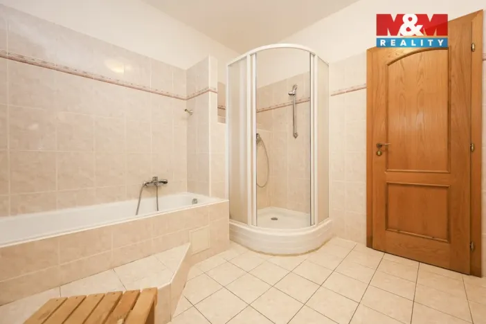 Pronájem rodinného domu, Luká - Střemeníčko, 262 m2