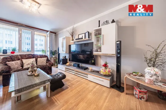 Prodej bytu 3+1, Příbram - Příbram V-Zdaboř, Družstevní, 71 m2