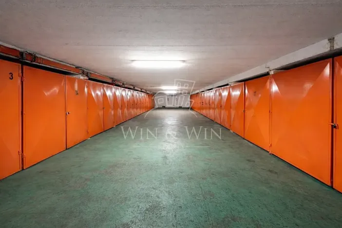 Prodej garáže, Praha - Troja, Čimická, 17 m2