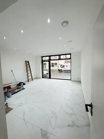 Pronájem obchodního prostoru, Praha - Uhříněves, Přátelství, 92 m2