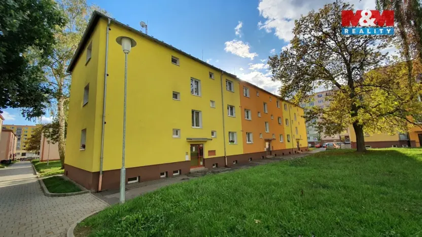 Pronájem bytu 2+1, Ostrov, Jungmannova, 51 m2