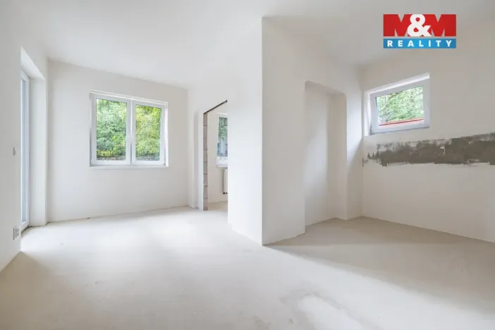 Prodej bytu 4+1, Praha - Ruzyně, Duchcovská, 80 m2