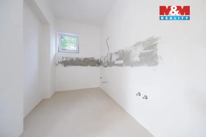 Prodej bytu 4+1, Praha - Ruzyně, Duchcovská, 80 m2