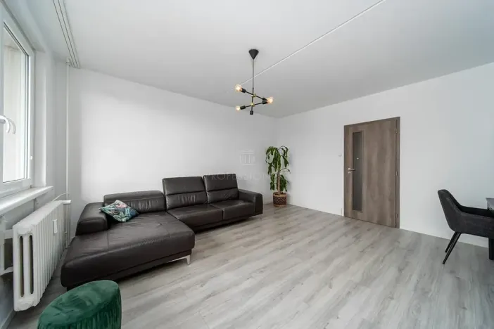 Pronájem bytu 3+1, Praha - Hlubočepy, Peškova, 74 m2