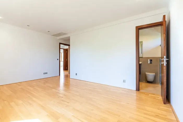 Prodej rodinného domu, Úholičky, Nade Dvorem, 192 m2