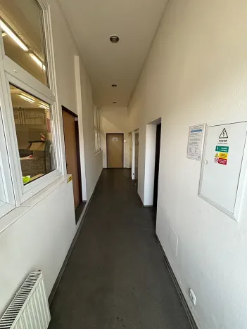 Pronájem výrobních prostor, Praha - Horní Počernice, Náchodská, 634 m2