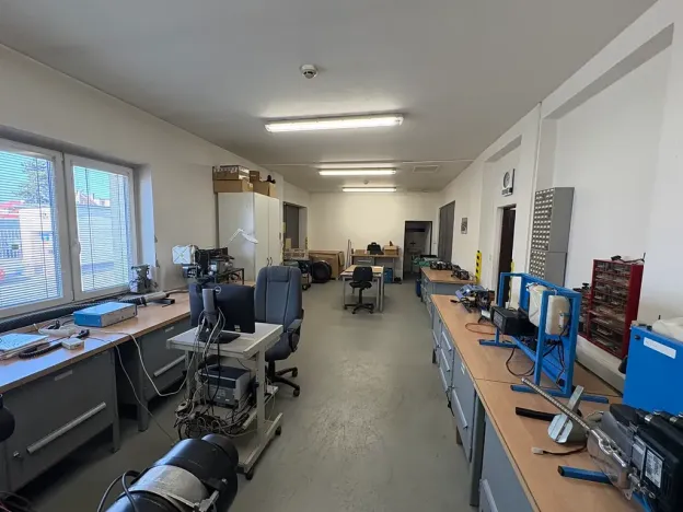 Pronájem skladu, Praha - Horní Počernice, Náchodská, 600 m2