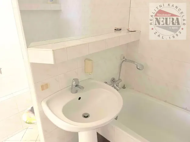 Pronájem bytu 3+kk, Praha - Krč, Na strži, 67 m2