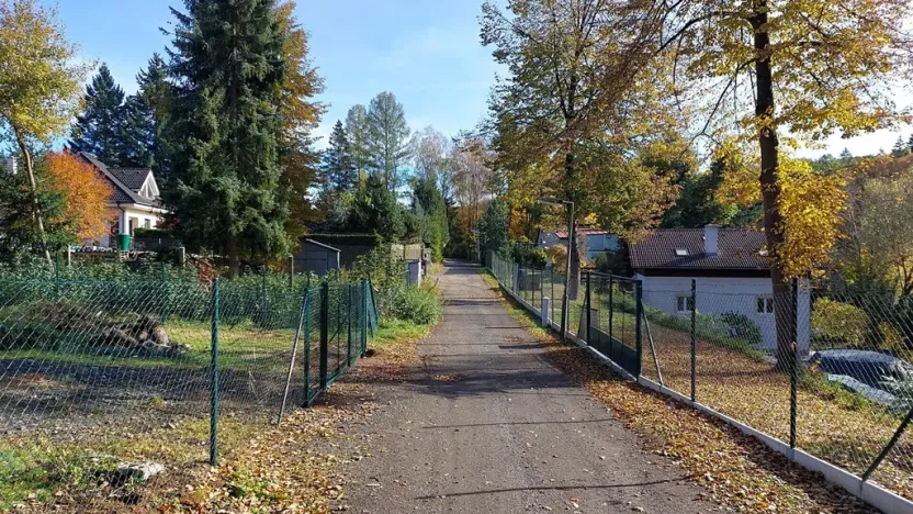 Prodej pozemku pro bydlení, Kamenice, K Dubu, 1126 m2