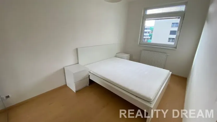 Pronájem bytu 2+kk, Praha - Stodůlky, Petržílkova, 46 m2
