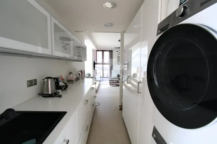 Pronájem bytu 3+kk, Plzeň, Goldscheiderova, 250 m2