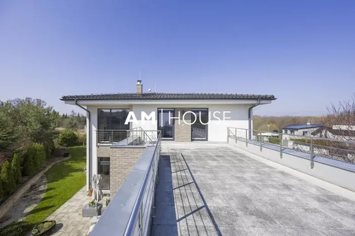 Prodej rodinného domu, Praha - Pitkovice, Křemenáčová, 330 m2