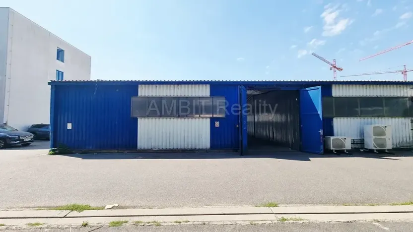 Pronájem výrobních prostor, Praha, Poděbradská, 250 m2