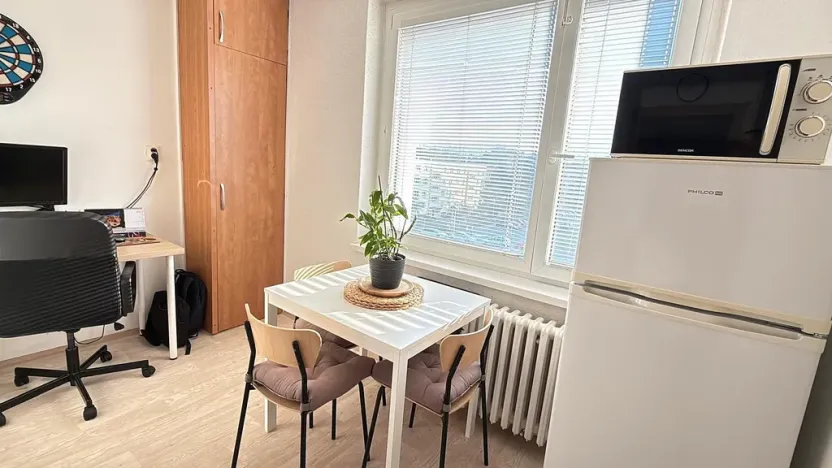 Pronájem bytu 1+1, Ostrava - Poruba, Vincence Makovského, 34 m2