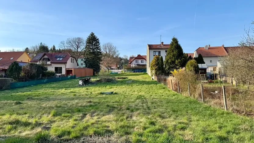 Prodej pozemku pro bydlení, Moravské Knínice, Mezihoří, 1700 m2