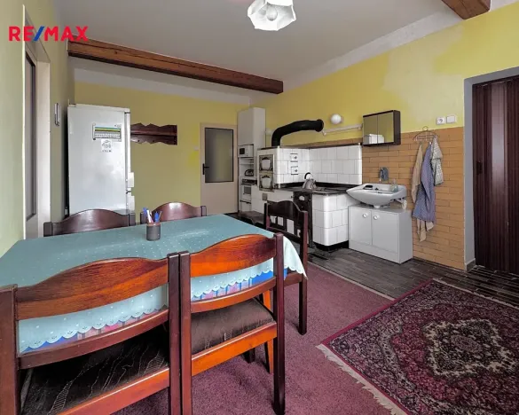 Prodej rodinného domu, Nová Ves nad Popelkou, 140 m2