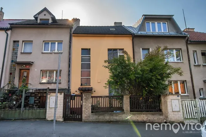 Prodej rodinného domu, Praha - Střížkov, Chrastavská, 80 m2