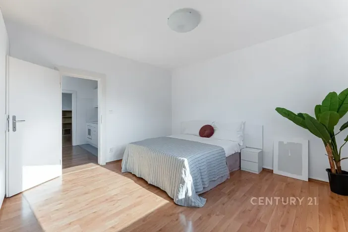 Pronájem bytu 3+1, Praha - Hlubočepy, Pražského, 76 m2