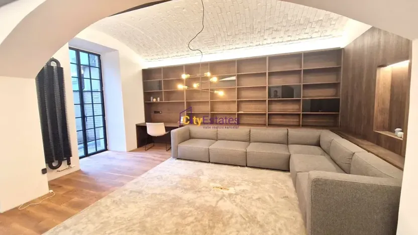 Prodej kanceláře, Praha - Smíchov, Janáčkovo nábřeží, 135 m2