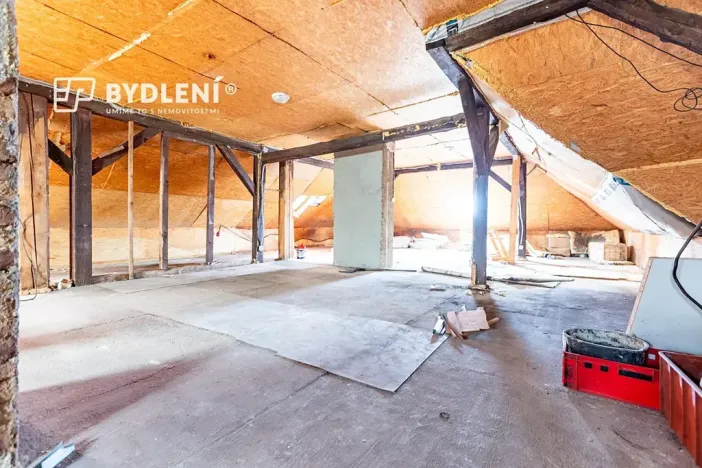 Prodej podílu rodinného domu, Chabařovice, 333 m2