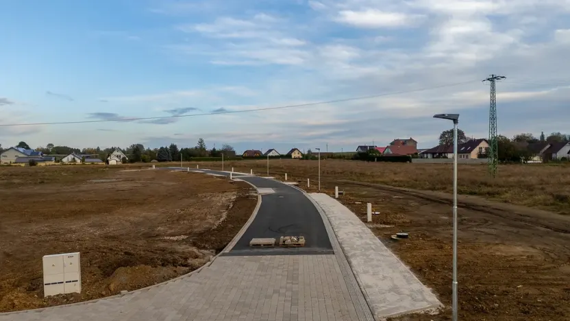 Prodej pozemku, Všestary, 842 m2