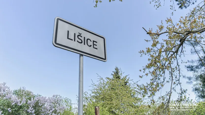 Prodej pozemku, Lišice, 1436 m2
