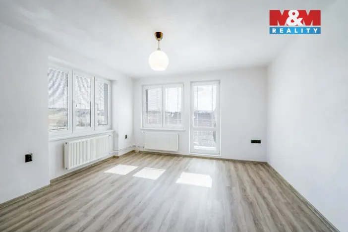 Prodej rodinného domu, Klatovy - Klatovy IV, Akátová, 185 m2