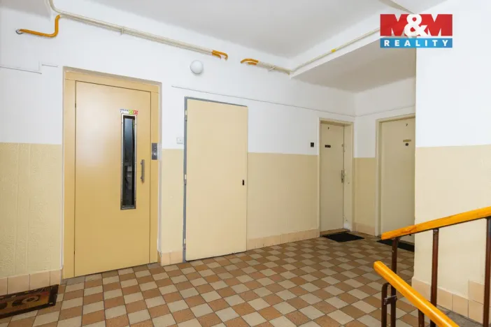 Prodej bytu 3+1, Pardubice - Zelené Předměstí, Sladkovského, 83 m2