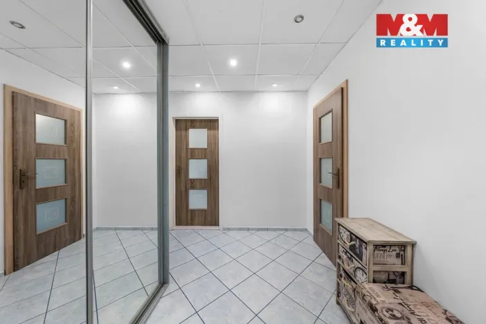 Prodej bytu 3+1, Ústí nad Labem - Mojžíř, Picassova, 78 m2