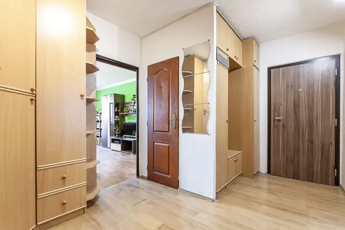 Prodej bytu 3+1, Praha - Petrovice, Jakobiho, 70 m2