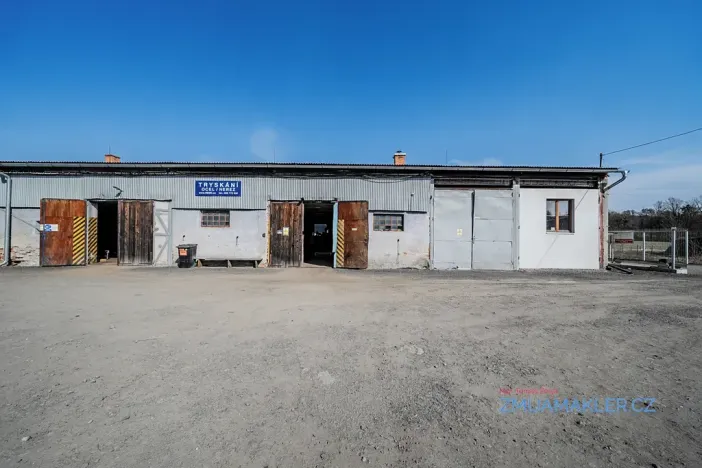 Prodej výrobních prostor, Bílovec, 629 m2