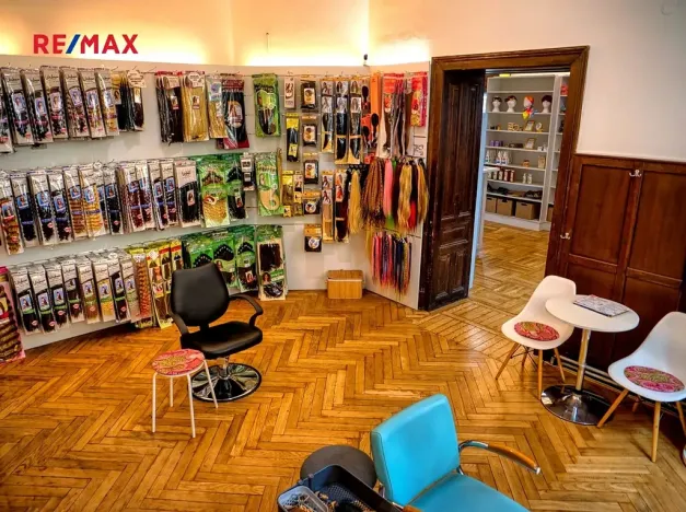 Pronájem obchodního prostoru, Brno, Štefánikova, 117 m2