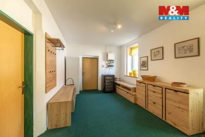 Prodej rodinného domu, Očihov - Očihovec, 500 m2