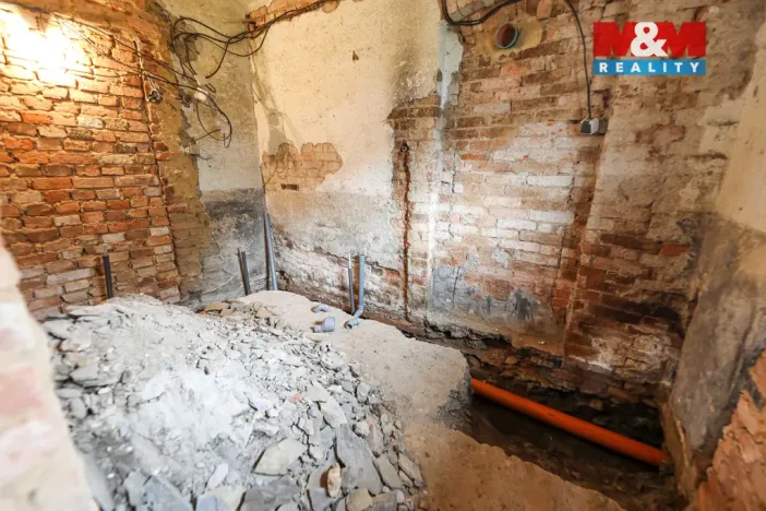 Prodej garáže, Křelovice - Pakoslav, 482 m2