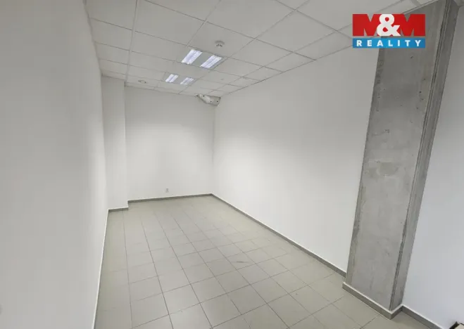 Pronájem kanceláře, Nupaky, Komerční, 150 m2