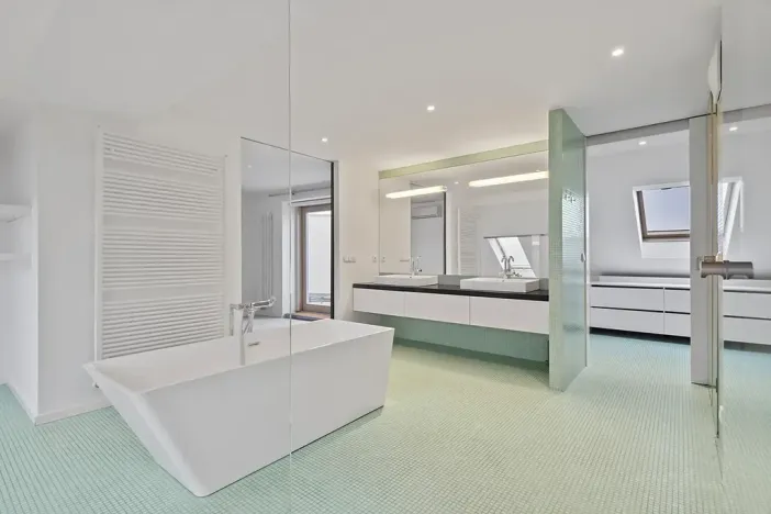 Pronájem bytu 3+1, Praha - Bubeneč, U akademie, 129 m2