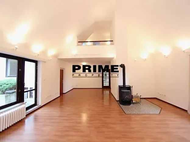 Pronájem rodinného domu, Praha - Kunratice, Ke hrádku, 417 m2