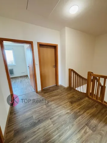 Pronájem rodinného domu, Praha - Uhříněves, Vlárská, 100 m2